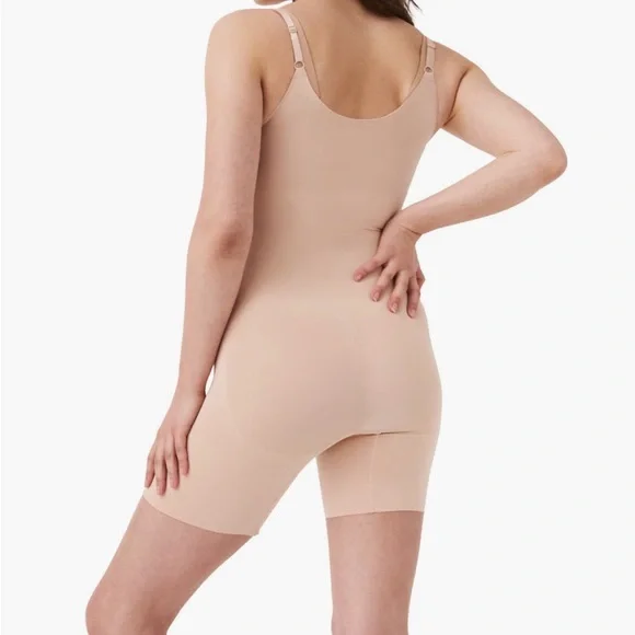 Spanxsculpt OnCore Open Bust Mid Thigh Nude Shapewear Bodysuit - Picture 2 of 4